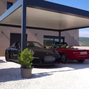 Freestanding carport